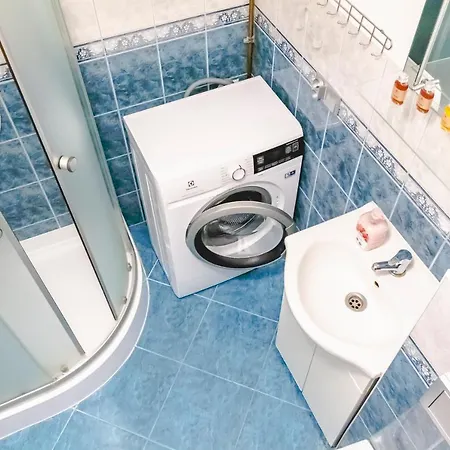 Al-dom Izi Apartamento