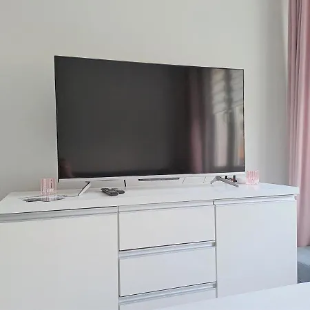 Apartamento Al-dom Izi Kołobrzeg