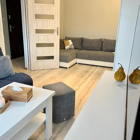 Al-dom Izi Apartamento *