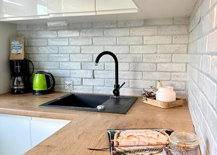 Al-Dom Apartament Izi Apartament *