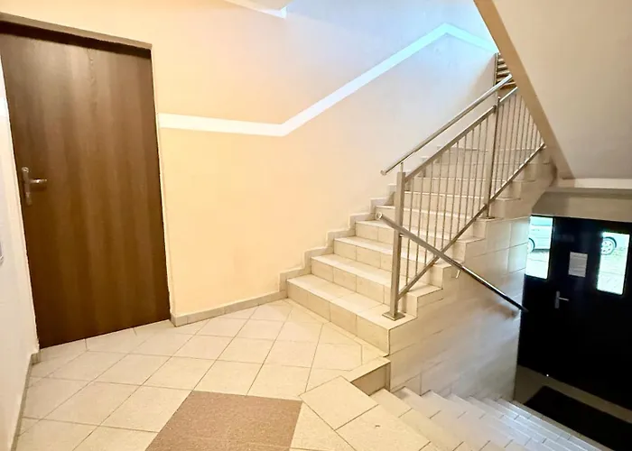 Al-Dom Apartament Izi Apartament *